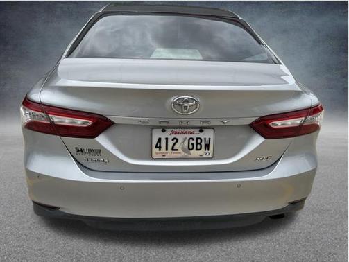 Celestial Silver Metallic 2018 Toyota Camry XLE