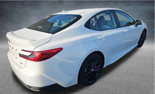 Ice Cap 2025 Toyota Camry SE