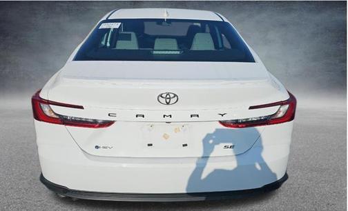 Ice Cap 2025 Toyota Camry SE