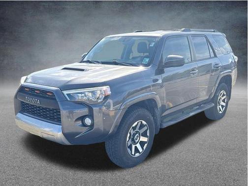 Magnetic Gray Metallic 2018 Toyota 4Runner TRD Off Road