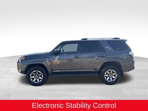 Magnetic Gray Metallic 2018 Toyota 4Runner TRD Off Road