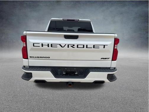 Iridescent Pearl Tricoat 2021 Chevrolet Silverado 1500 RST