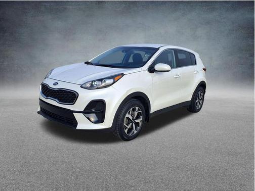 Snow White Pearl 2021 Kia Sportage LX