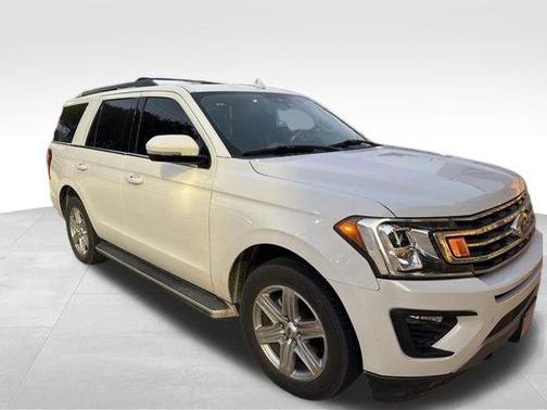 Star White Metallic Tri-Coat 2020 Ford Expedition XLT