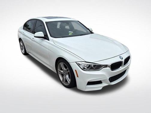 Alpine White 2013 BMW 335 335i