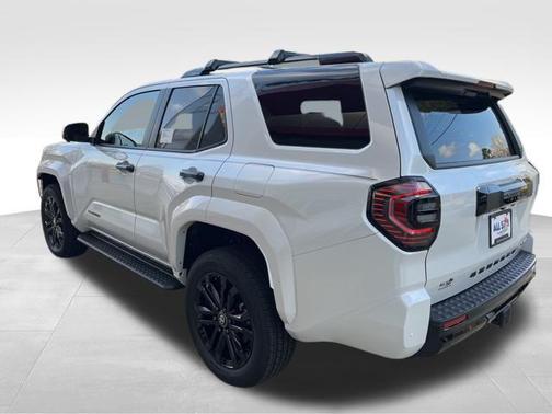 2026 Toyota 4Runner Hybrid Platinum