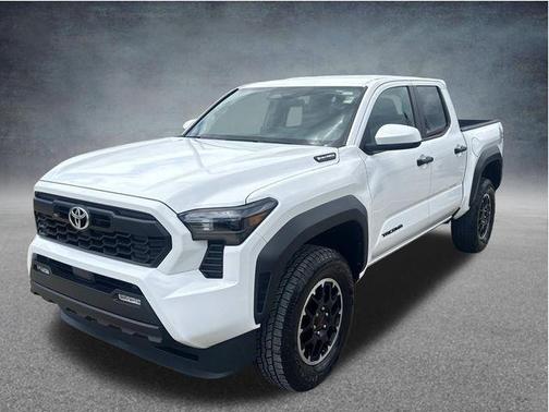 Ice 2025 Toyota Tacoma Hybrid TRD Off Road