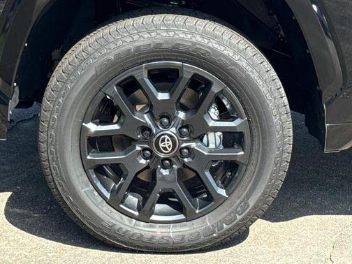 Midnight Black Metallic 2026 Toyota Tundra Platinum