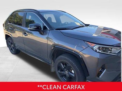 2021 Toyota RAV4 Hybrid SE