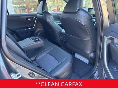 2021 Toyota RAV4 Hybrid SE