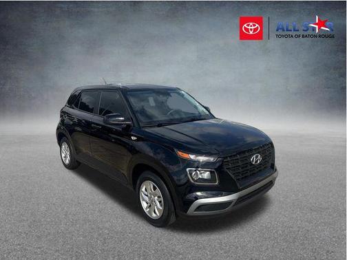 Onyx Black 2025 Hyundai VENUE SE