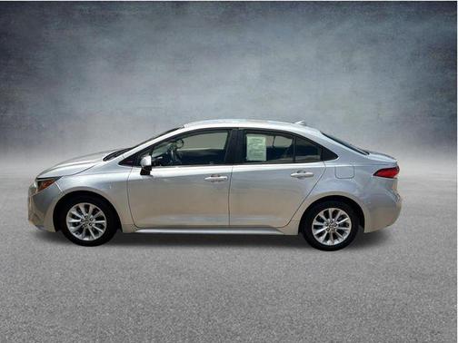 Classic Silver Metallic 2022 Toyota Corolla LE