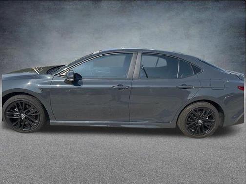 Underground 2025 Toyota Camry SE