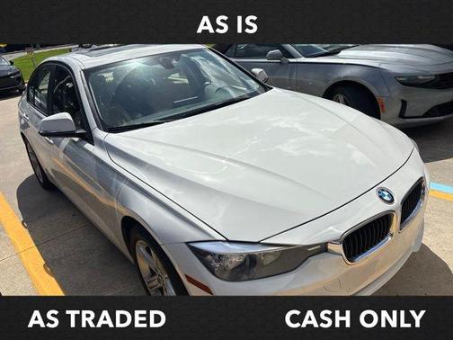 Alpine White 2015 BMW 320 i