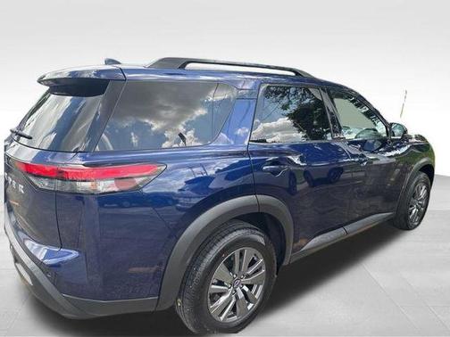 Deep Ocean Blue Pearl 2025 Nissan Pathfinder SV FWD