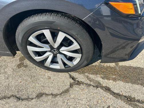 Urban Gray Pearl 2025 Honda Civic LX