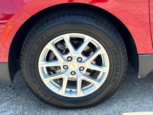 Radiant Red Tintcoat 2023 Chevrolet Equinox 1LT