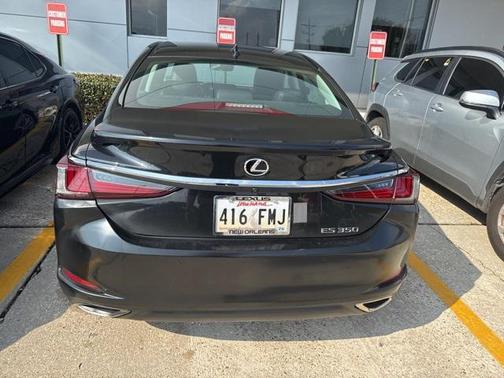 2022 Lexus ES 350 Base