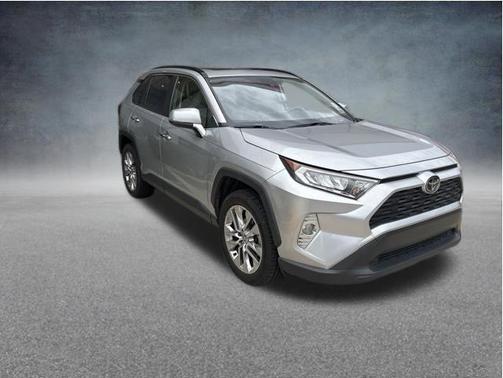 Silver Sky Metallic 2020 Toyota RAV4 XLE Premium