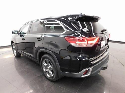 2018 Toyota Highlander Limited Platinum