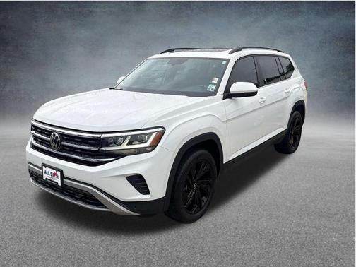 Pure White 2023 Volkswagen Atlas 3.6L SE w/Technology