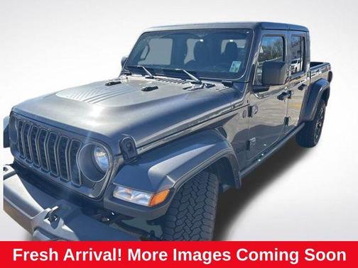 2025 Jeep Gladiator Nighthawk