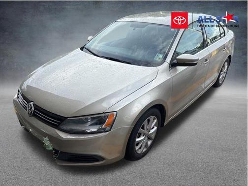 Moonrock Silver Metallic 2014 Volkswagen Jetta Auto SE w/Connectivity