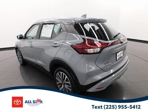 2022 Nissan Kicks SV