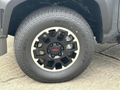 2026 Toyota Tacoma Hybrid TRD Off Road