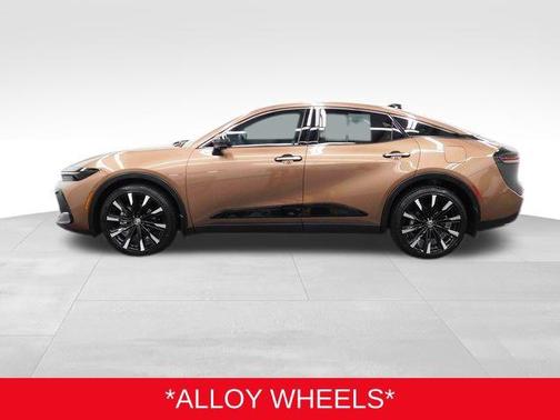 2023 Toyota Crown Platinum