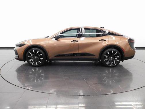 2023 Toyota Crown Platinum