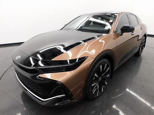 2023 Toyota Crown Platinum