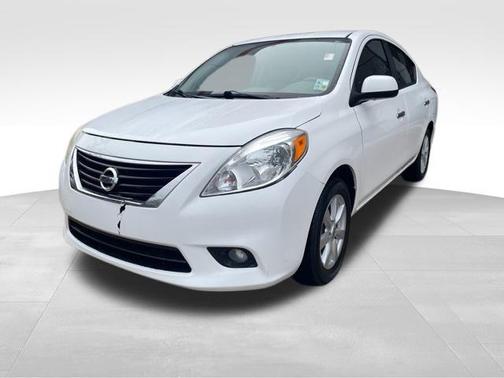 2012 Nissan Versa 1.6 S