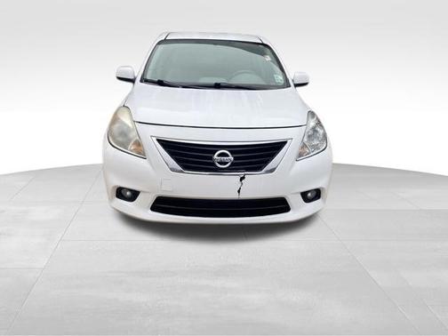 2012 Nissan Versa 1.6 S