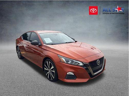 Sunset Drift Chromaflair 2021 Nissan Altima SR FWD