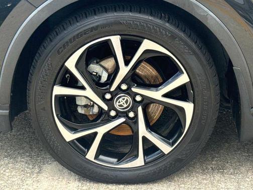 Black Sand Pearl 2021 Toyota C-HR XLE