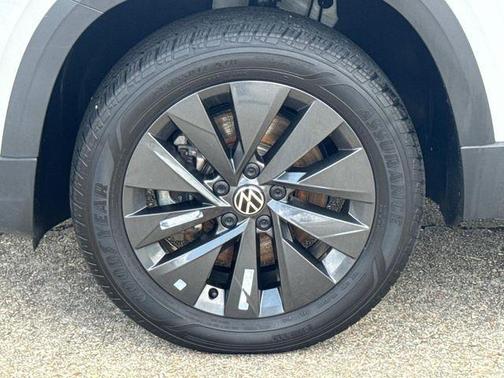 Platinum Gray 2024 Volkswagen Taos 1.5T S