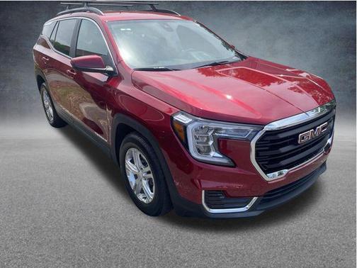 Cayenne Red Tintcoat 2022 GMC Terrain SLE