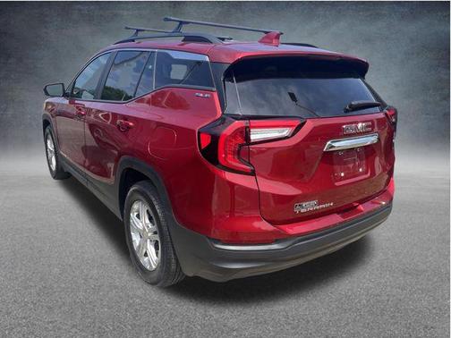 Cayenne Red Tintcoat 2022 GMC Terrain SLE