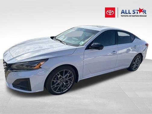 2024 Nissan Altima SR VC-Turbo FWD