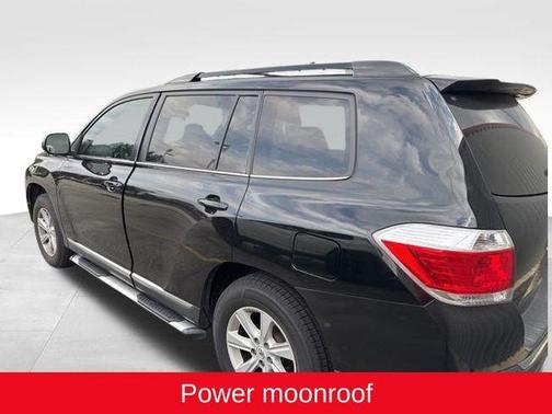 2013 Toyota Highlander SE