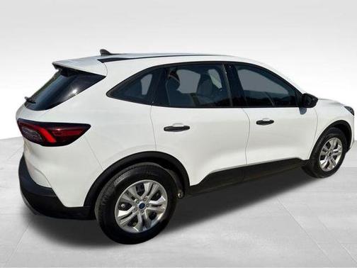 Oxford White 2023 Ford Escape SE