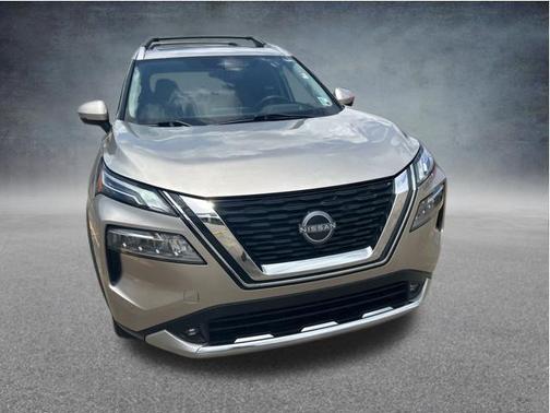 Champagne Silver Metallic 2022 Nissan Rogue Platinum