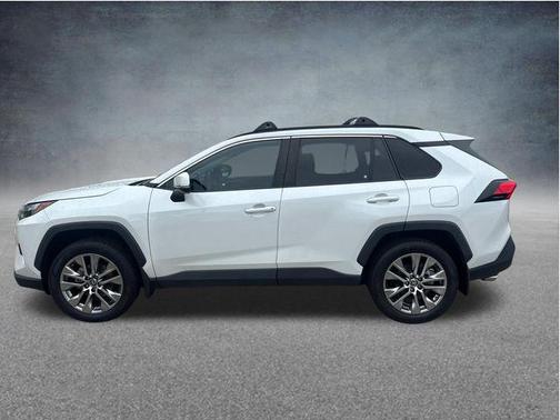 Wind Chill Pearl 2023 Toyota RAV4 XLE Premium