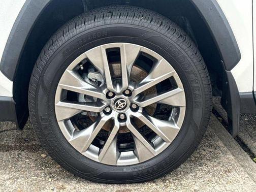 Wind Chill Pearl 2023 Toyota RAV4 XLE Premium