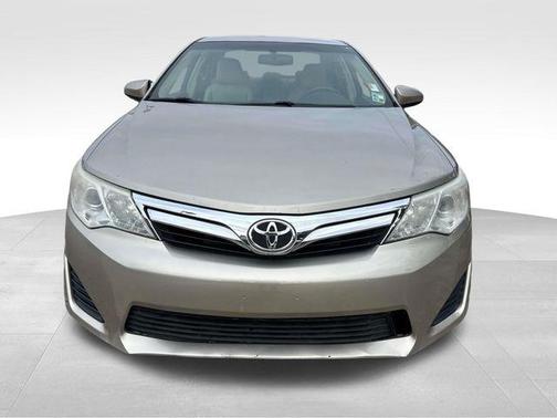 2013 Toyota Camry LE