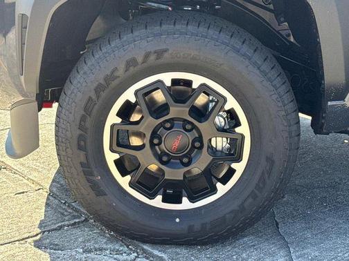 2026 Toyota Tacoma Hybrid TRD Off Road