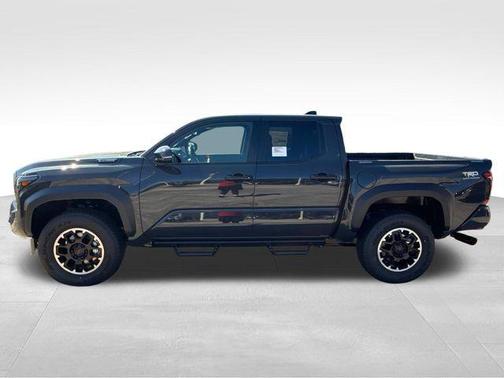 2026 Toyota Tacoma Hybrid TRD Off Road