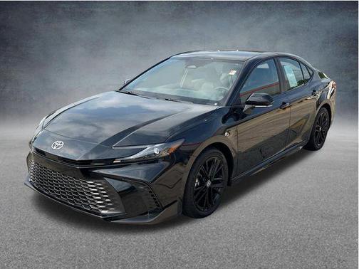 Black 2025 Toyota Camry SE