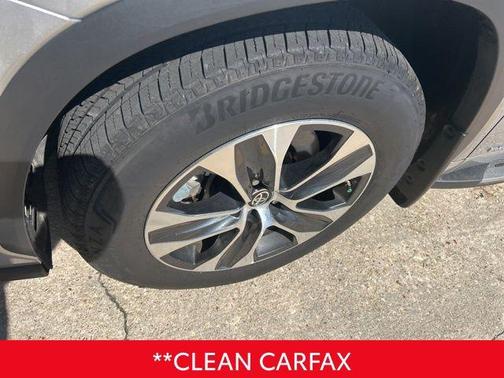 2025 Toyota Highlander Hybrid XLE